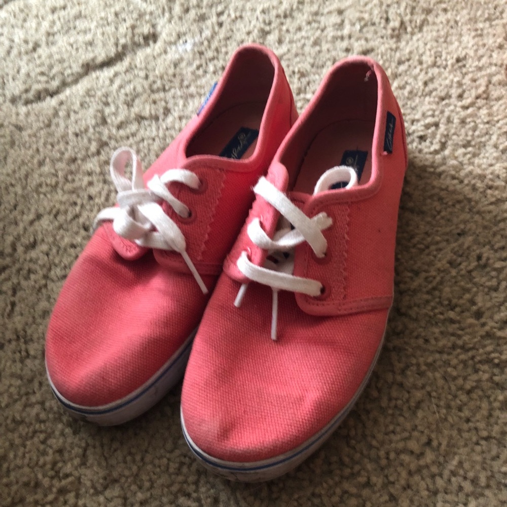 Circa pink flats